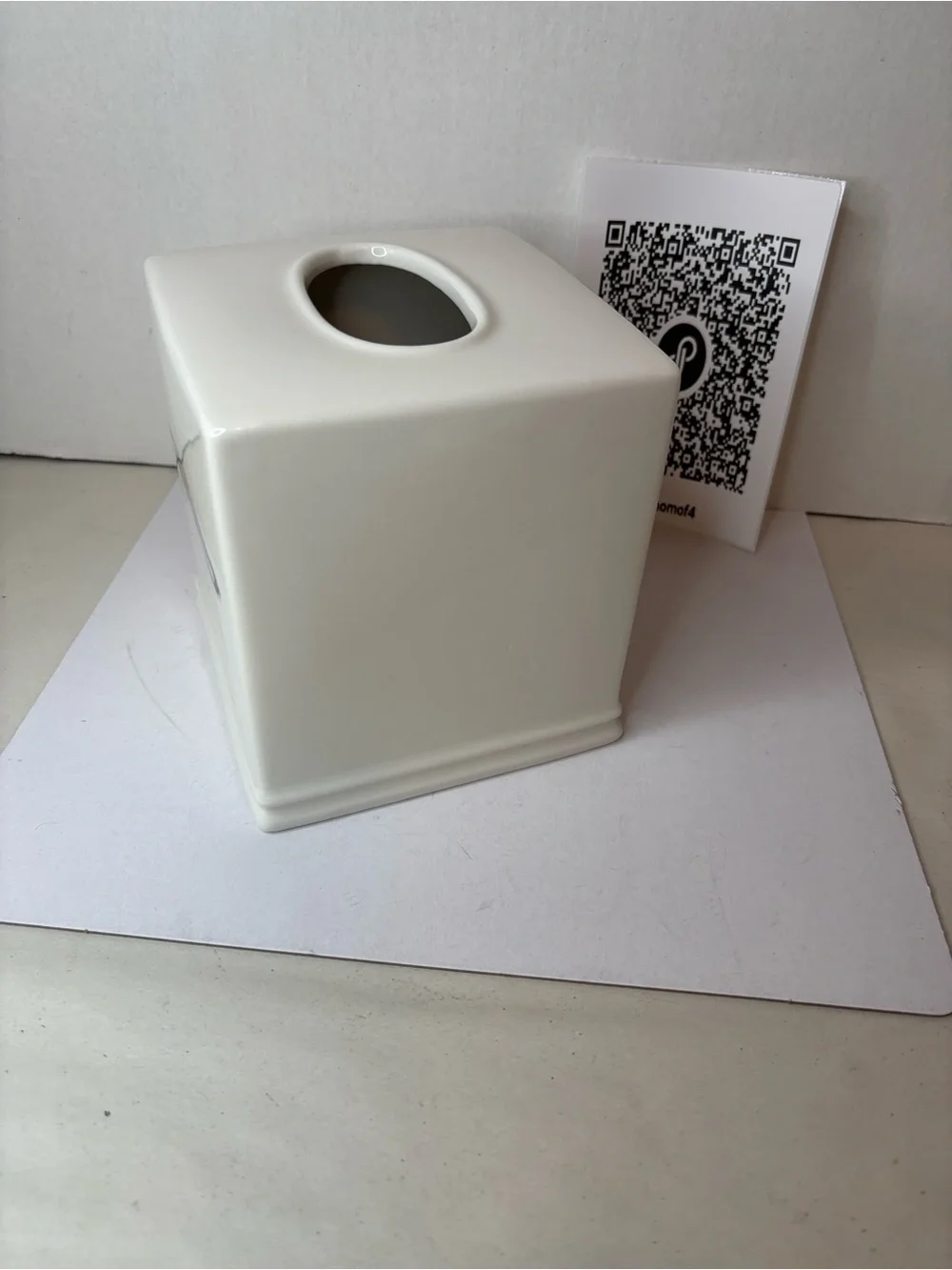 Fleurs de Jardin White Ceramic Tissue Box Cover